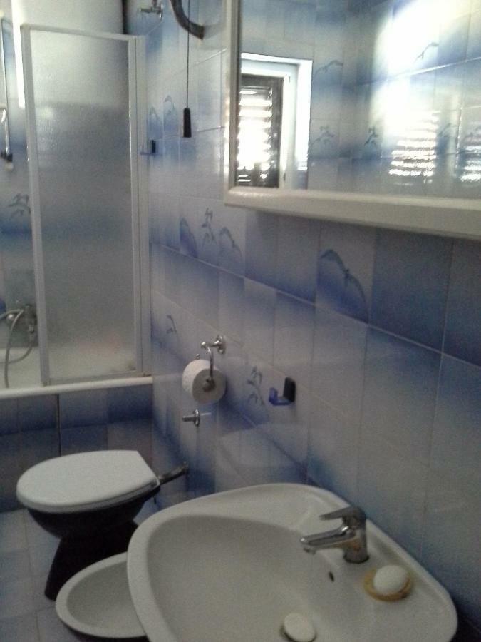 ROOMS LUCE 2&Supetar Bagian luar foto
